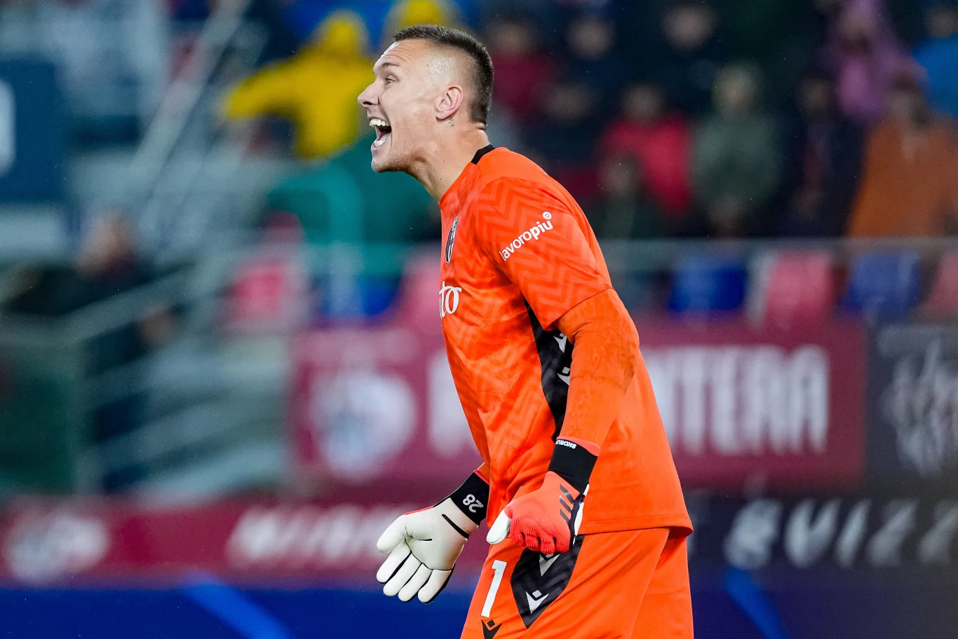 Łukasz Skorupski Łukasz Skorupski