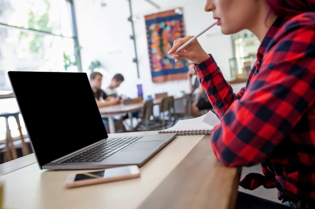 Wybór laptopa zależy od tego, kto i w jaki sposób będzie z niego korzystać