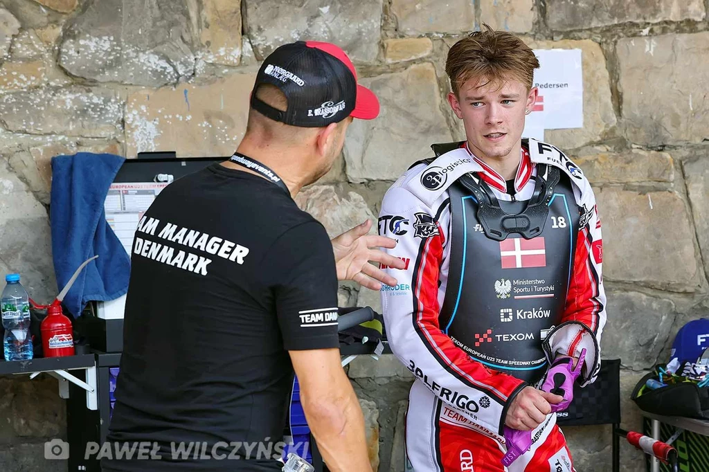 Bastian Pedersen Bastian Pedersen