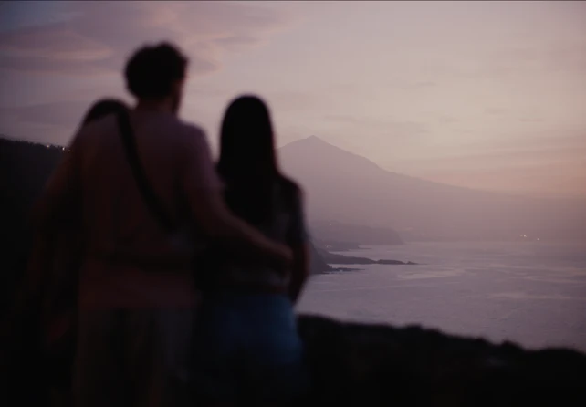 Kadr z filmu "Pod wulkanem" Kadr z filmu "Pod wulkanem"