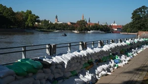 We Wrocławiu mieszkańcy przygotowują się na falę powodziową