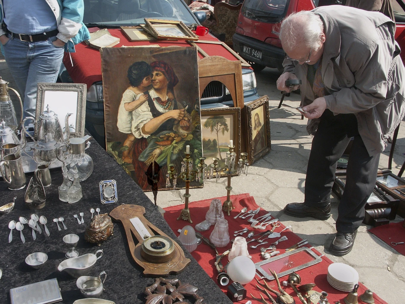 Drobiazgi z PRL mają swoich miłośników Drobiazgi z PRL mają swoich miłośników