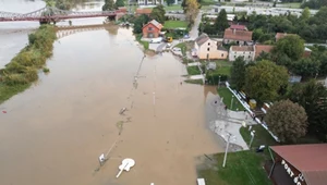 Fala powodziowa dotarła do Ścinawy