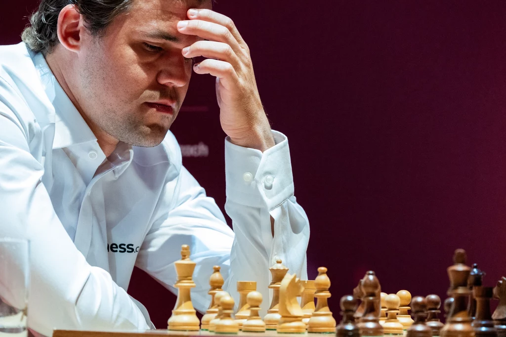 Magnus Carlsen to najlepszy szachista świata. Jak poradził sobie w meczu z... całym światem? Magnus Carlsen to najlepszy szachista świata. Jak poradził sobie w meczu z... całym światem?
