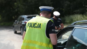 Policja przyjechała do kolizji. Jaki mandat za stłuczkę?