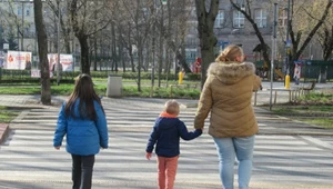 Pieszy myślał, że może wszystko na drodze. Co zrobiła policja?