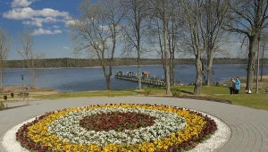 To uzdrowisko oferuje najczystsze powietrze w Polsce. Seniorzy je uwielbiają 