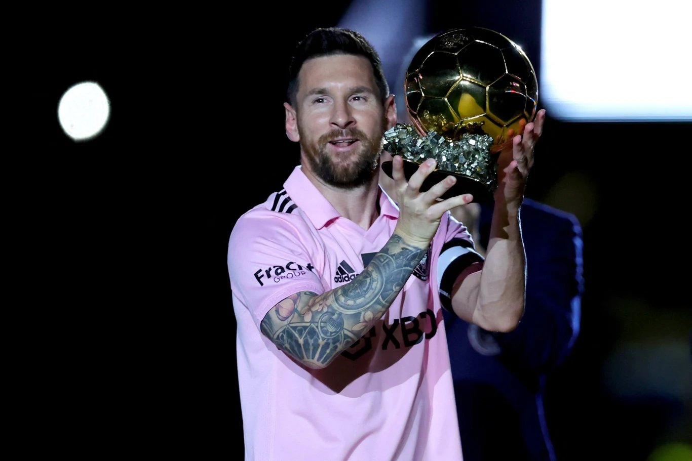 Lionel Messi ze Złotą Piłką za 2023 rok
