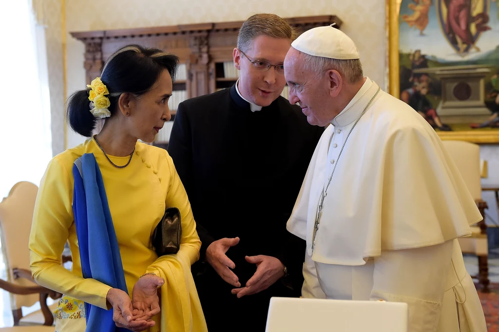 Papież Franciszek spotkał się z Aung San Suu Kyi w 2017 roku