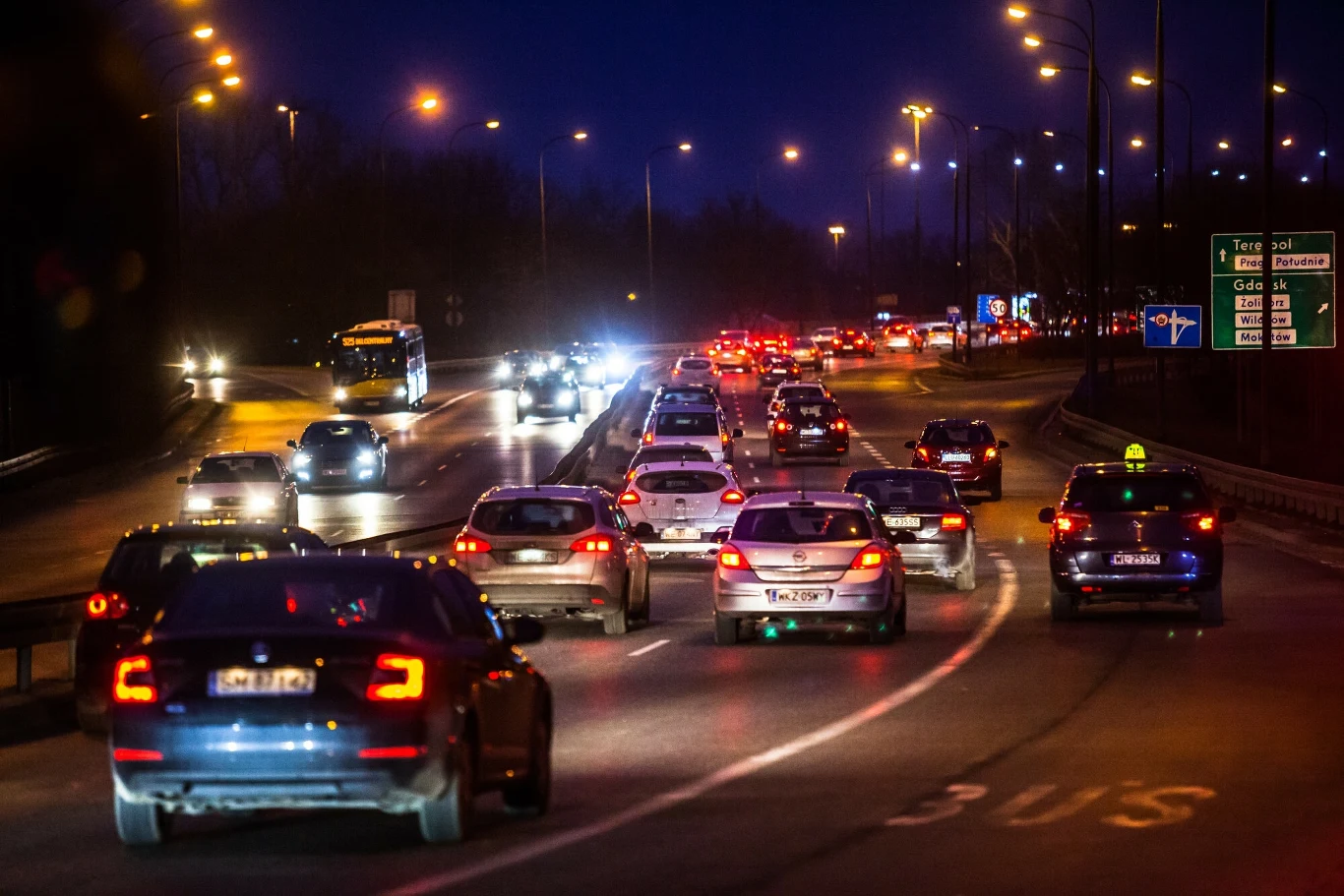 Prokurator odpowiedział ojcu zatrzymanego w sprawie wypadku na Trasie Łazienkowskiej Prokurator odpowiedział ojcu zatrzymanego w sprawie wypadku na Trasie Łazienkowskiej