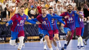 Barcelona znów lepsza od Industrii. A gwiazdami mistrza Europy Melvyn Richardson (nr 66) i Aleix Gómez (nr 20)