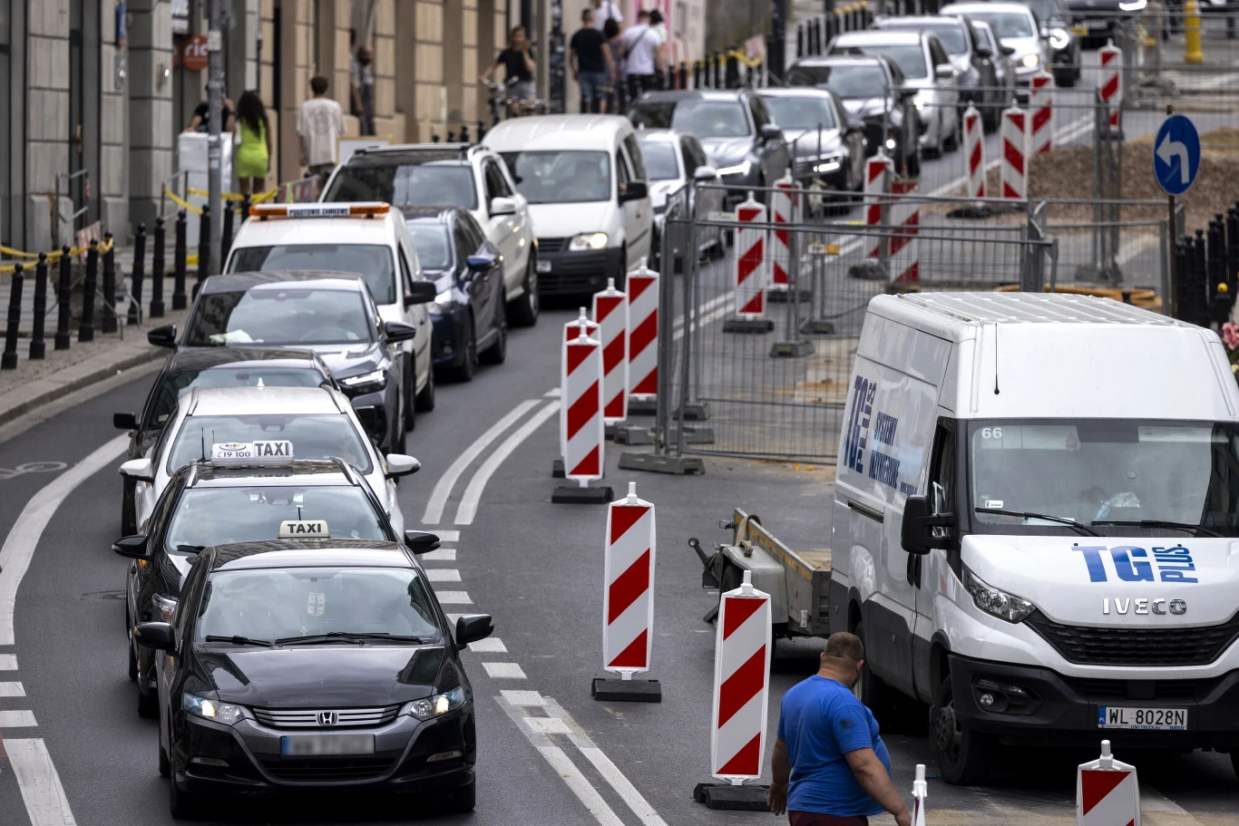 Korki w Warszawie to niemal codzienność. Mieszkańcy mają dosyć hałasu 