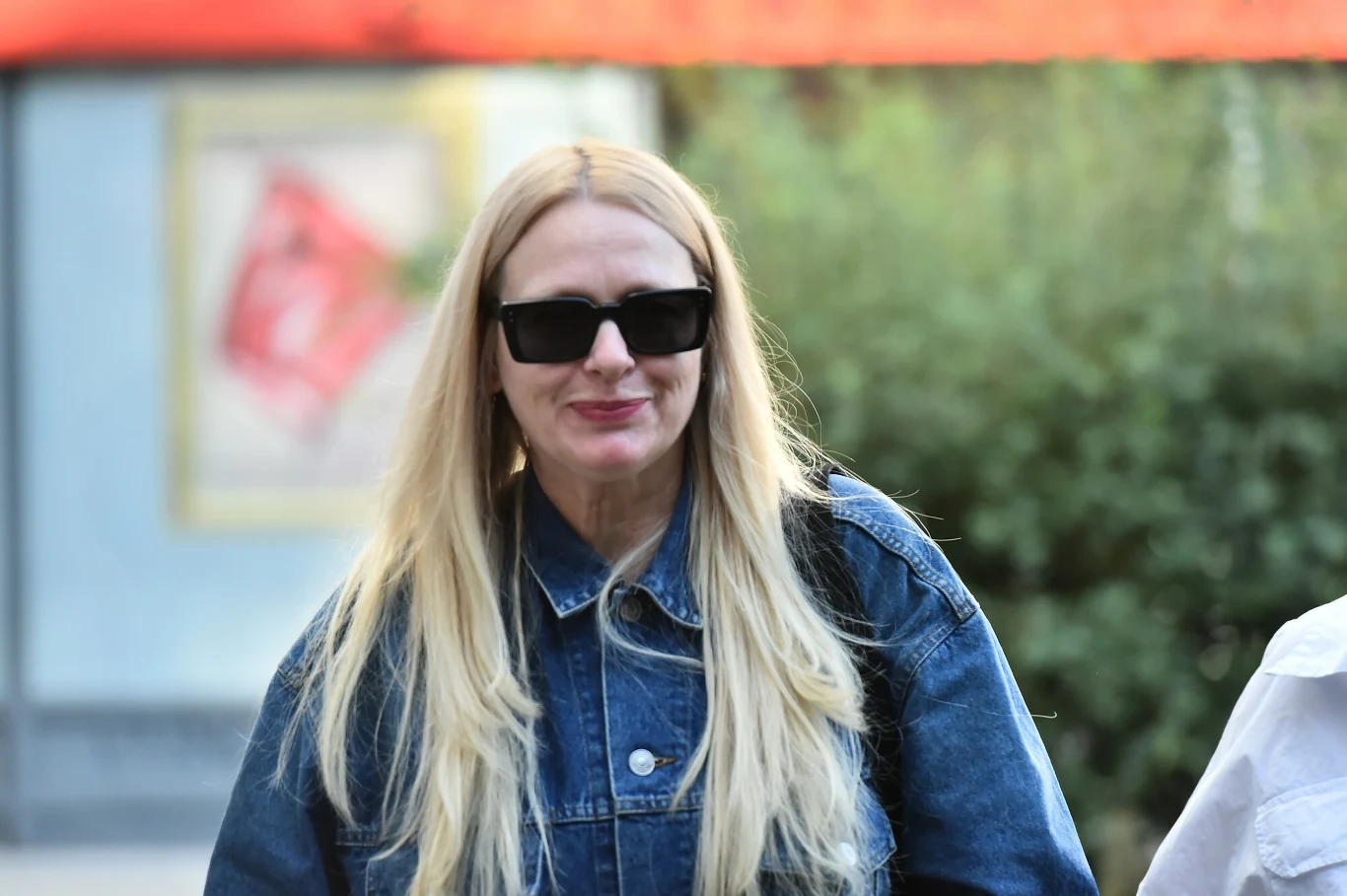 Katarzyna Nosowska wzięła udział w nagraniu nowej wersji przeboju "Moja i twoja nadzieja" grupy Hey Katarzyna Nosowska wzięła udział w nagraniu nowej wersji przeboju "Moja i twoja nadzieja" grupy Hey