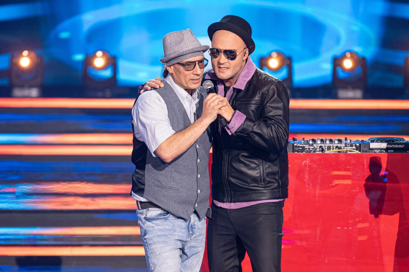 Jacek Stachursky i Aleksander Sikora w programie "Twoja twarz brzmi znajomo" Jacek Stachursky i Aleksander Sikora w programie "Twoja twarz brzmi znajomo"