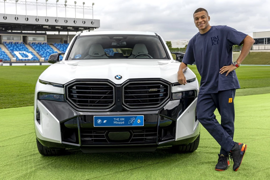 Kylian Mbappe ma nowe auto. Kosztuje prawie milion złotych.