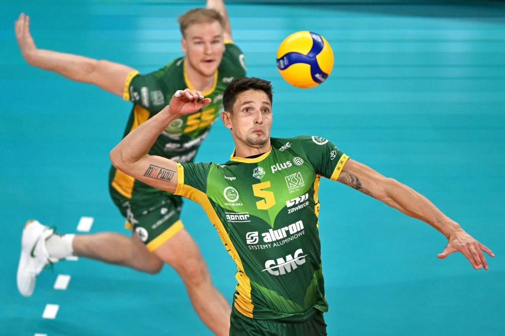 Miłosz Zniszczoł, środkowy Warty Zawiercie