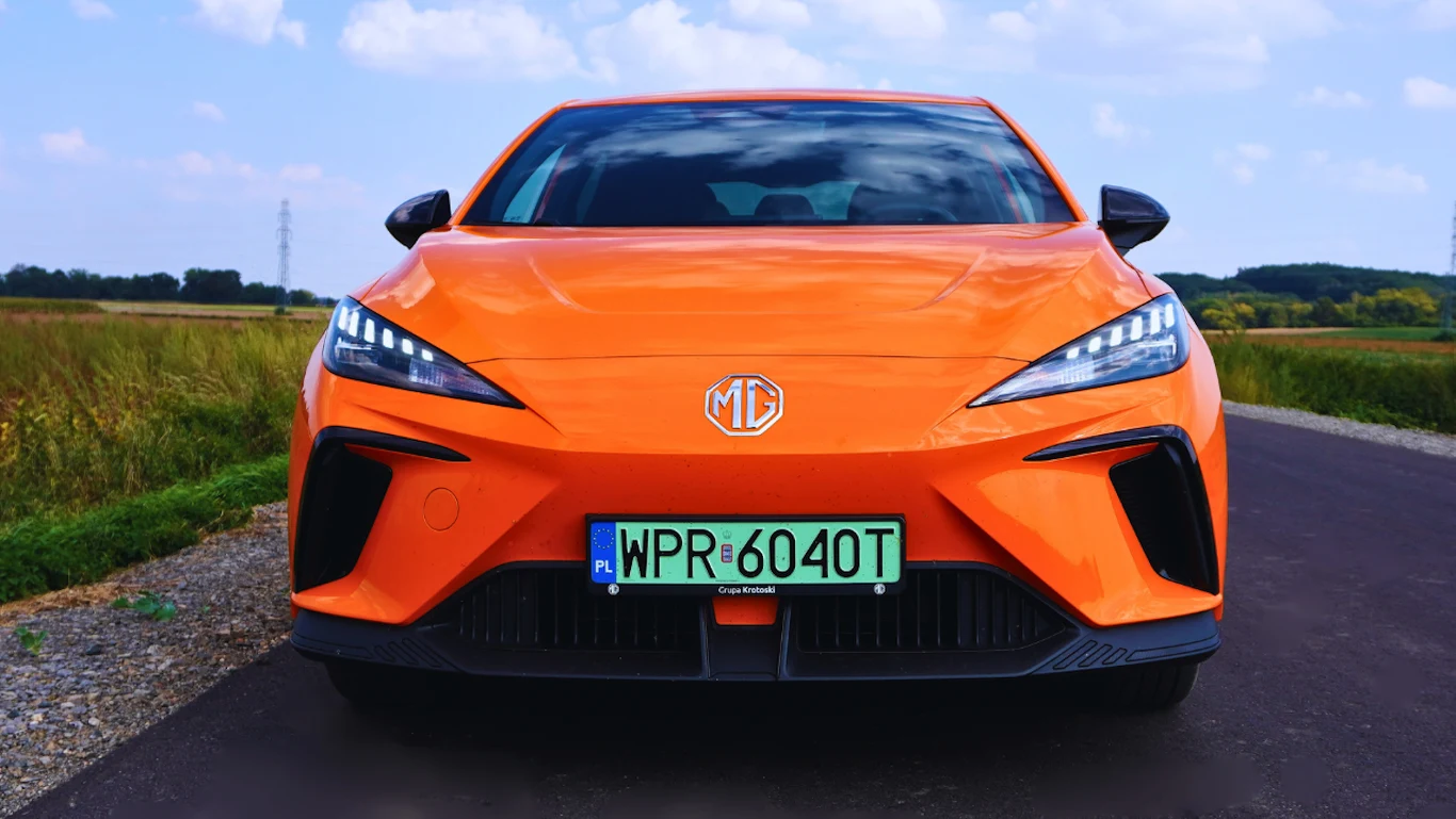 Cenowo MG4 pozycjonowany jest pomiędzy Nissanem Leaf a Volkswagenam ID.3