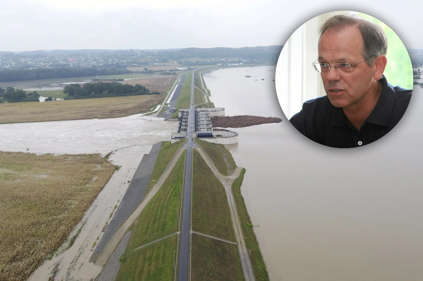 Zbiornik Racibórz skutecznie gromadził wodę podczas powodzi. Zbiornik Racibórz skutecznie gromadził wodę podczas powodzi.