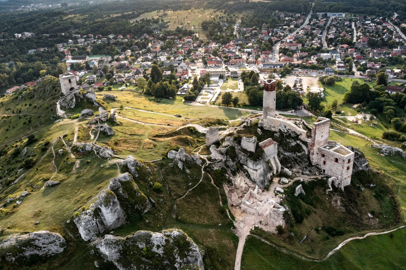 Olsztyn Jurajski być może zmieni swoją nazwę. Olsztyn Jurajski być może zmieni swoją nazwę.