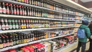 Tubki z alkoholem są już w sprzedaży w polskich sklepach. Kontrowersyjny produkt wywołał poruszenie