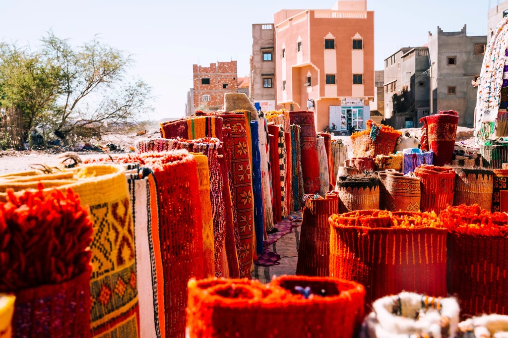 Organizując tani wypoczynek na własną rękę poza Europą warto zwrócić uwagę na Marrakesz