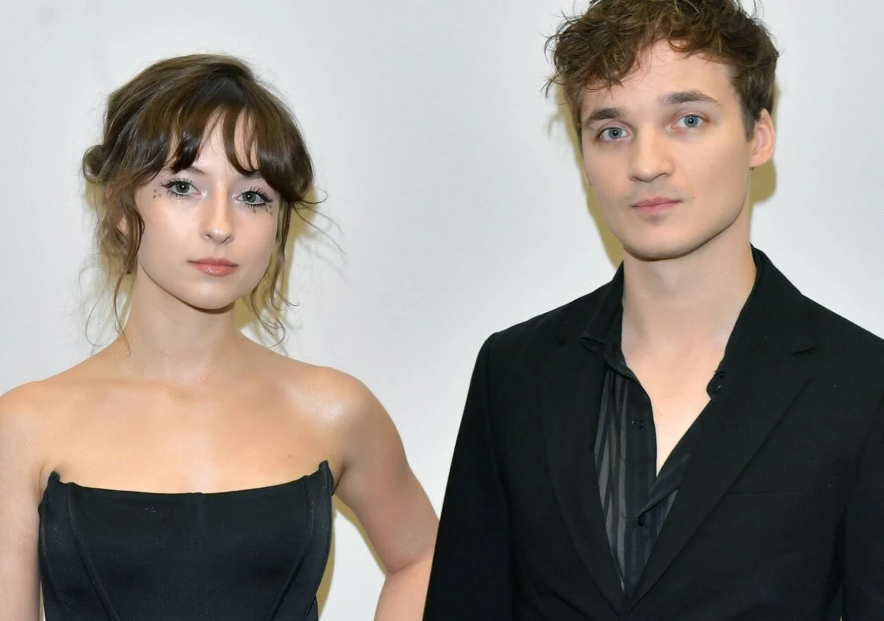 Kasia Sienkiewicz z Kwiatu Jabłoni rusza z solową karierą Kasia Sienkiewicz z Kwiatu Jabłoni rusza z solową karierą