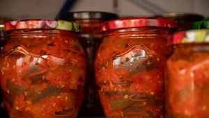 Ze spiżarni znikają w okamgnieniu. Kanie w specjalnym sosie robię z przepisu dziadka Stasia