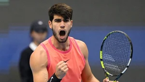 Carlos Alcaraz pokonał Jannika Sinnera w finale ATP 500 w Pekinie