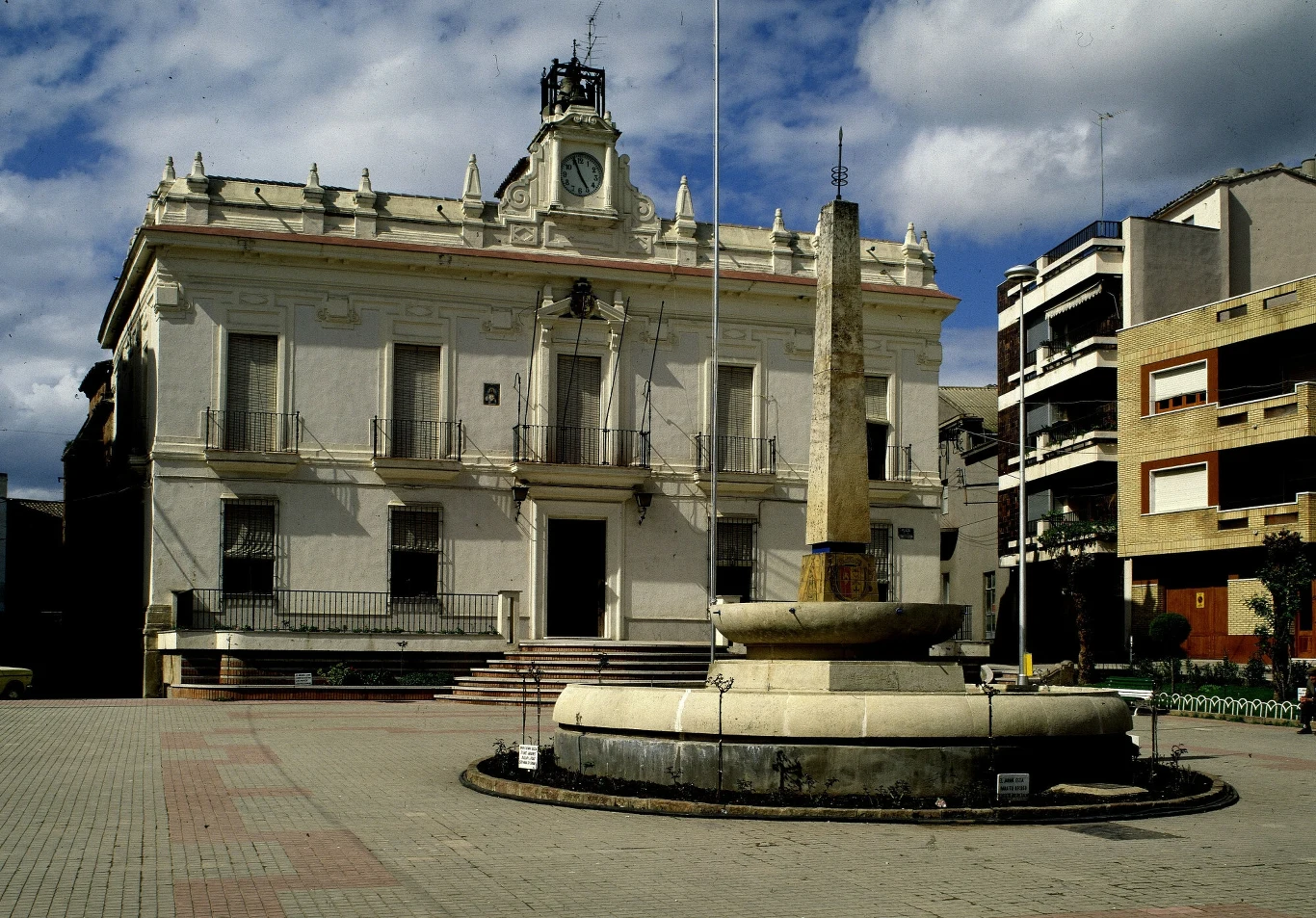 Zagraniczne uzdrowisko idealne na jesienny turnus. Seniorzy zachwycają się terapią z oliwy Zagraniczne uzdrowisko idealne na jesienny turnus. Seniorzy zachwycają się terapią z oliwy