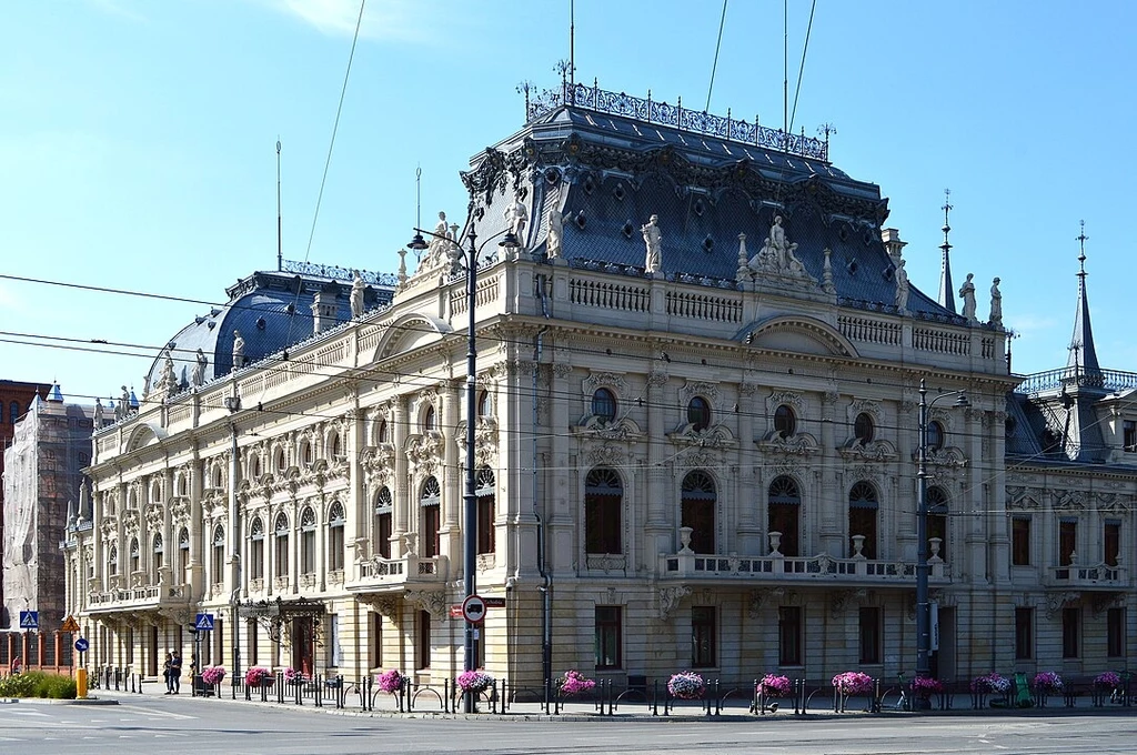 W 2015 r. „łódzki Luwr” został uznany za pomnik historii.