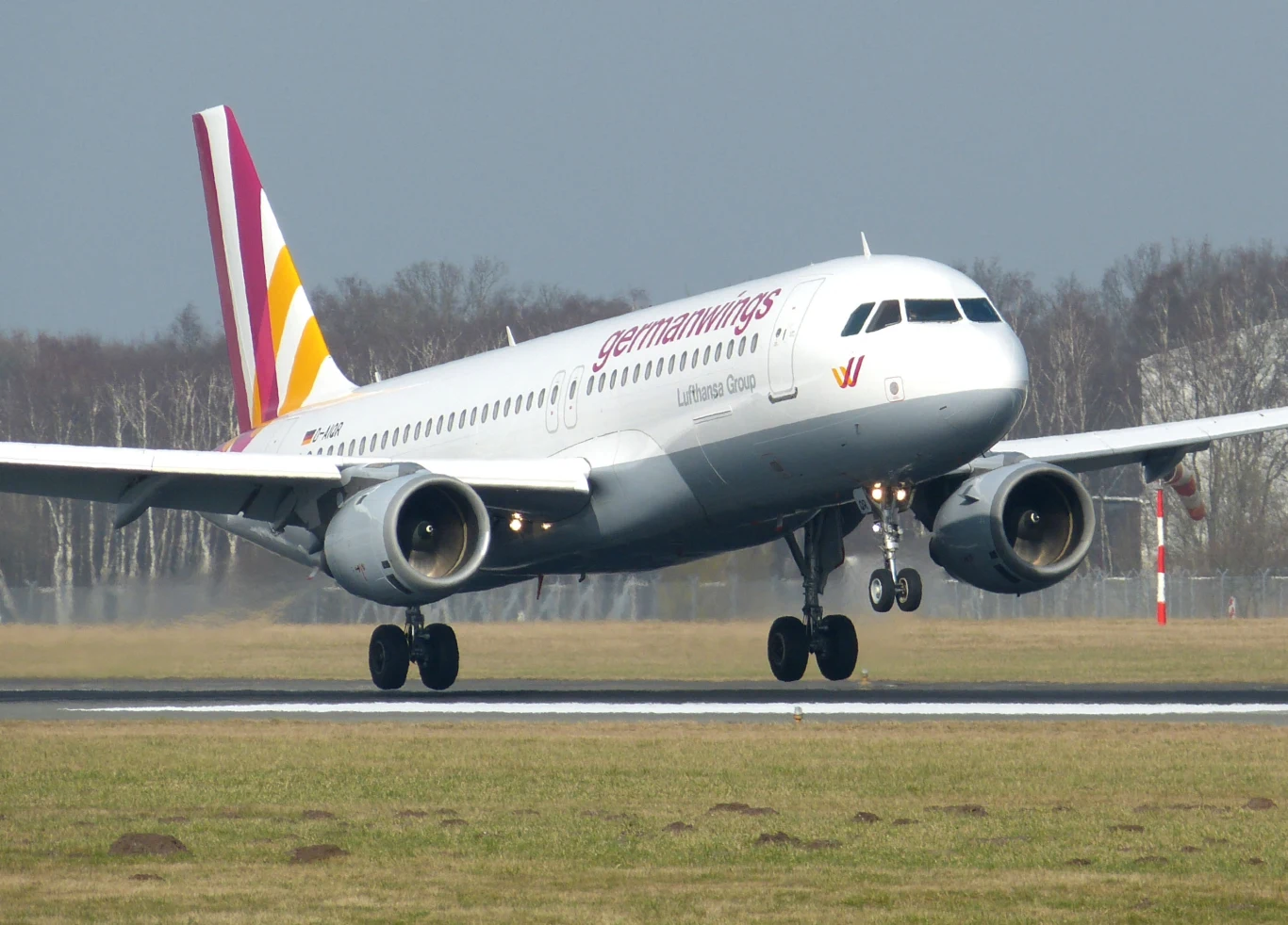 Airbus A320 w liniach lotniczych Germanwings. Taki sam uległ katastrofie w Alpach w 2015 roku Airbus A320 w liniach lotniczych Germanwings. Taki sam uległ katastrofie w Alpach w 2015 roku