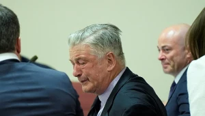 Alec Baldwin podczas procesu 12 lipca 2024 roku