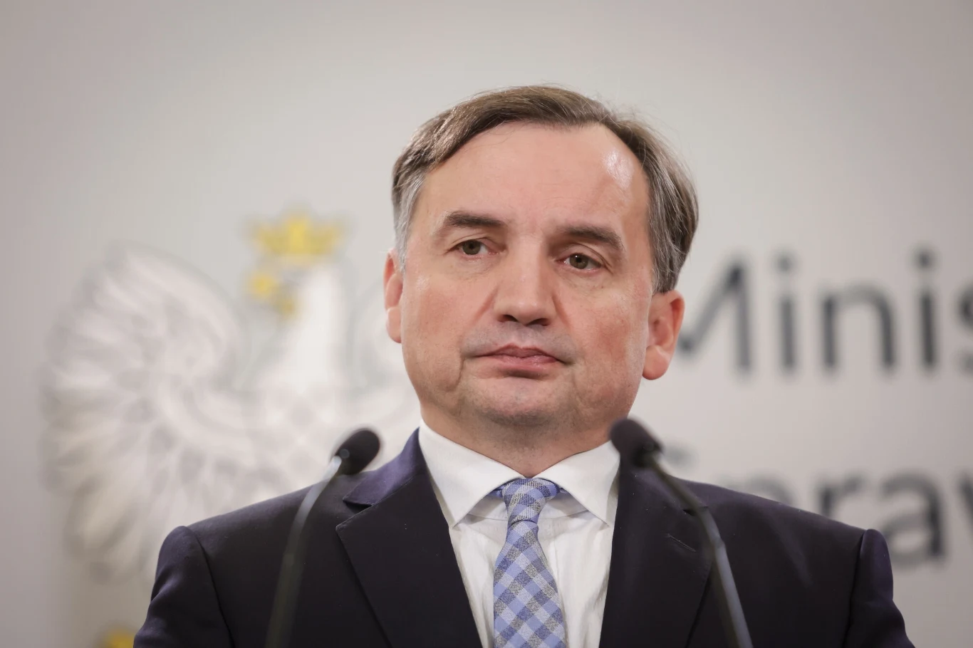 Czy Zbigniew Ziobro powinien zeznawać przed komisją? Nowy sondaż Czy Zbigniew Ziobro powinien zeznawać przed komisją? Nowy sondaż