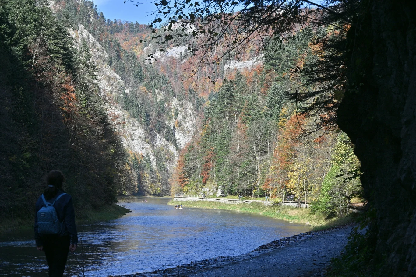 To miejsce najlepiej odwiedzić jesienią. Popularna atrakcja Tatr dostępna tylko do końca października To miejsce najlepiej odwiedzić jesienią. Popularna atrakcja Tatr dostępna tylko do końca października