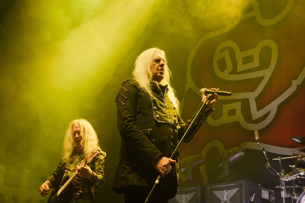 Saxon w akcji (Doug Scarratt i Biff Byford)