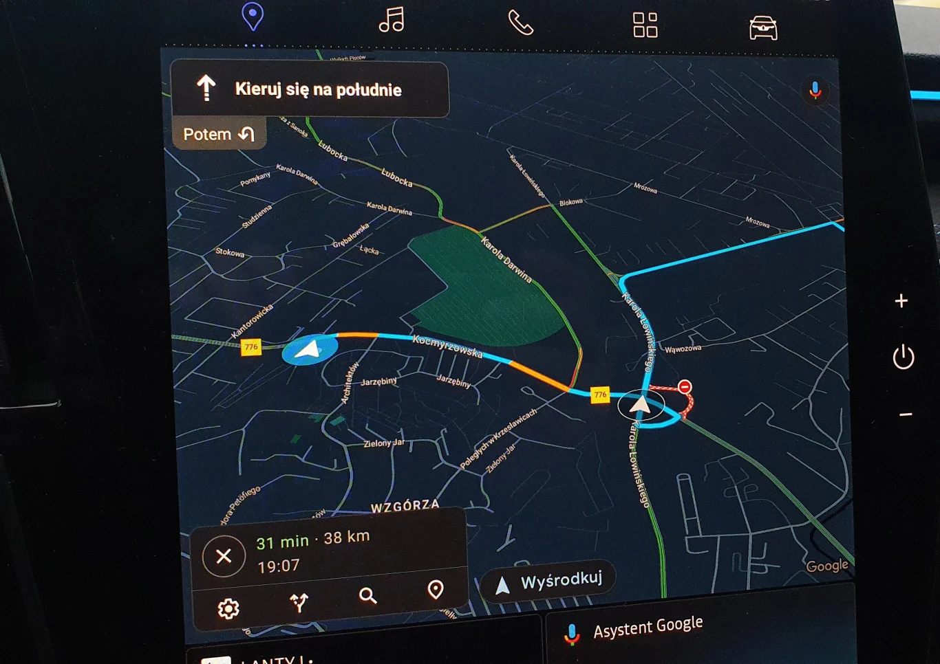 Wbudowane Mapy Google to bardzo praktyczne rozwiązanie