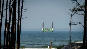 Przewiercono tunel, w którym zostaną położone kable łączące farme wiatrową Balitic Power z lądem. Źródło: Baltic Power