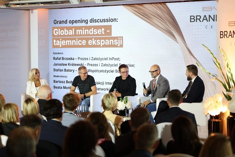 O skutecznej globalnej ekspansji debatowali Rafał Brzoska, Jarosław Królewski oraz Stefan Batory. O skutecznej globalnej ekspansji debatowali Rafał Brzoska, Jarosław Królewski oraz Stefan Batory.