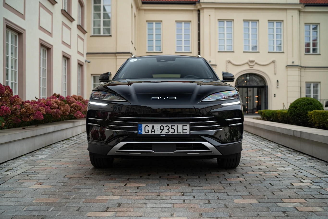 W polskiej ofercie BYD pojawił się właśnie konkurent rodzinnych i oszczędnych SUV-ów segmentu D.