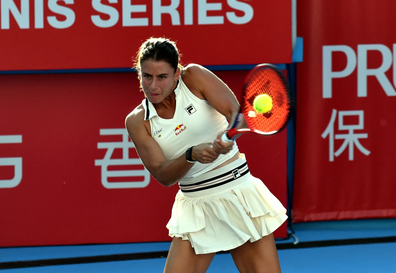 Emma Navarro Emma Navarro