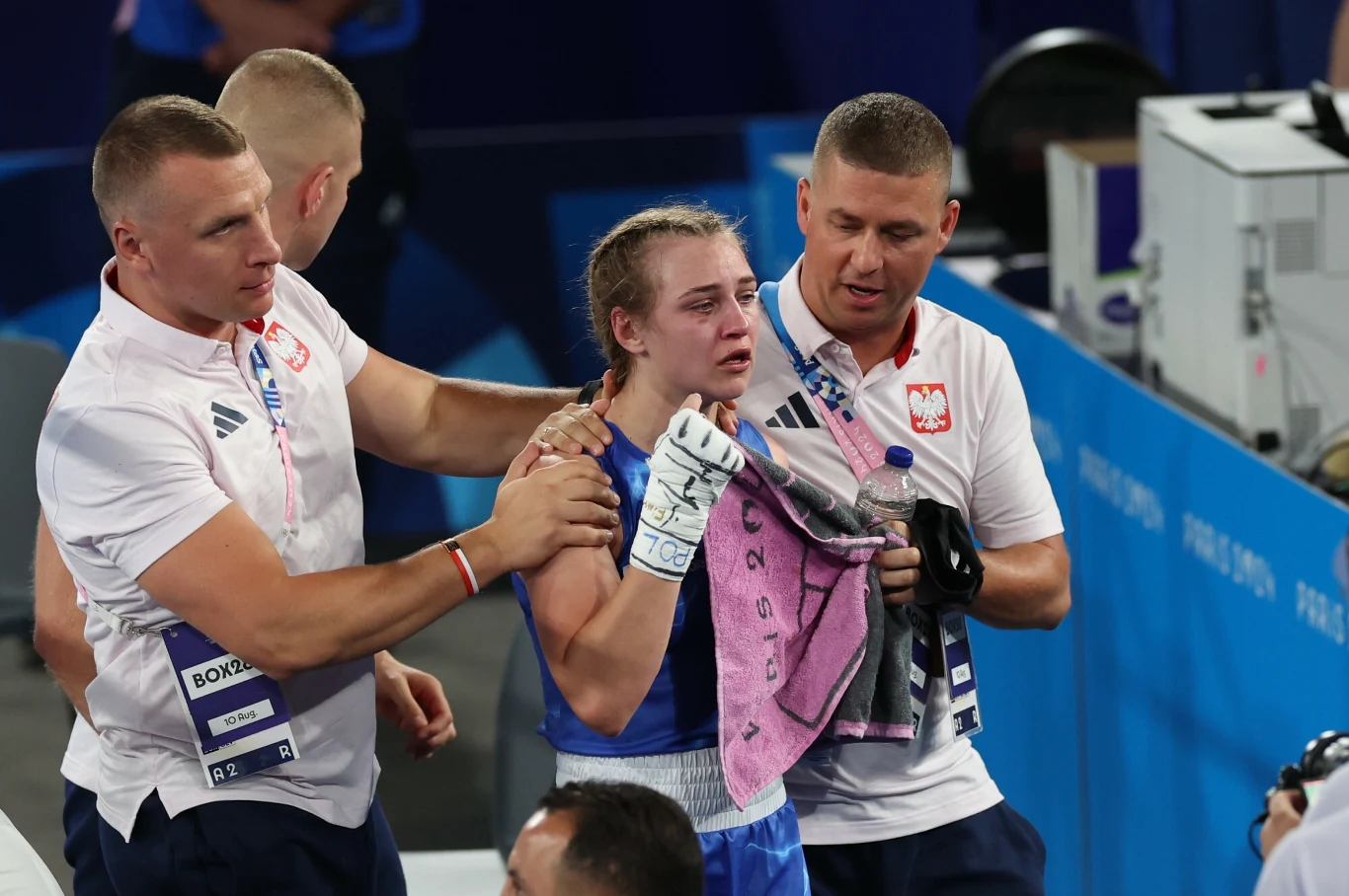 Julia Szeremeta ze swoim sztabem trenerskim na igrzyskach olimpijskich Julia Szeremeta ze swoim sztabem trenerskim na igrzyskach olimpijskich