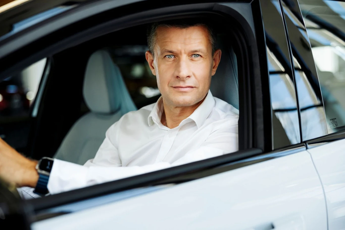 Polak, Arek Nowiński, został Prezesem do spraw Rynków Międzynarodowych w Volvo Cars. Polak, Arek Nowiński, został Prezesem do spraw Rynków Międzynarodowych w Volvo Cars.