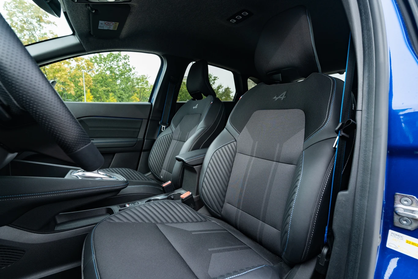 Osoby podróżujące z przodu nie będą narzekać na brak komfortu