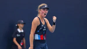 Magdalena Fręch pokonała Beatriz Haddad Maię i awansowała do ćwierćfinału rozgrywek w Wuhan