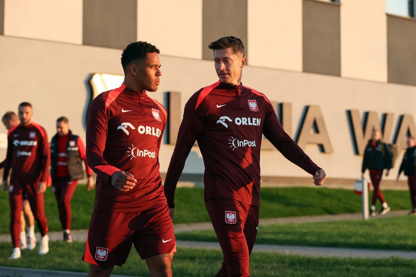 Michael Ameyaw w rozmowie z Robertem Lewandowskim Michael Ameyaw w rozmowie z Robertem Lewandowskim