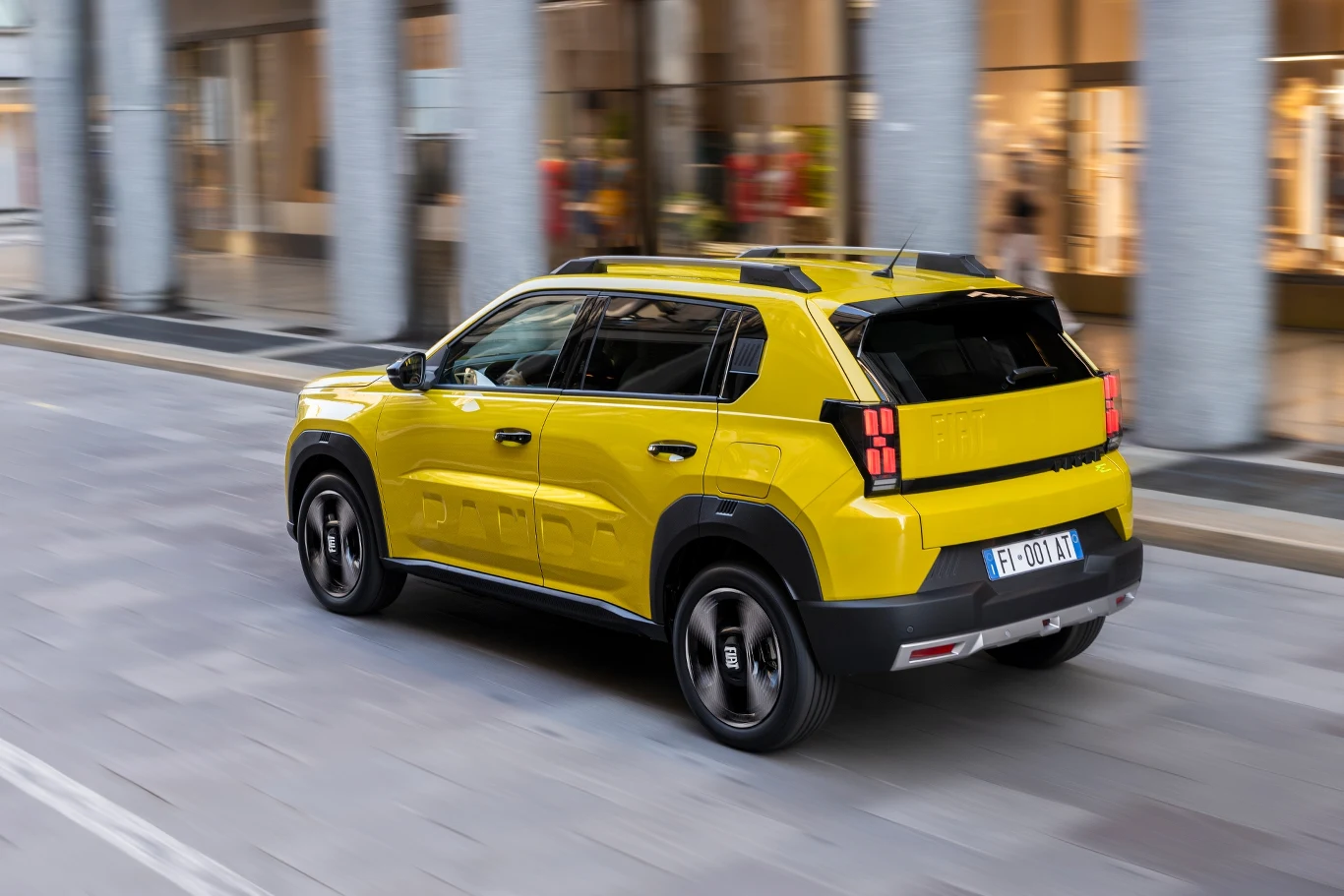 Fiat Grande Panda ma 3,99 m długości. W miejskiej dżungli poradzi sobie znakomicie.