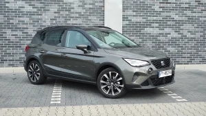 Seat Arona ma solidny staż rynkowy, ale stylistycznie wygląda świeżo