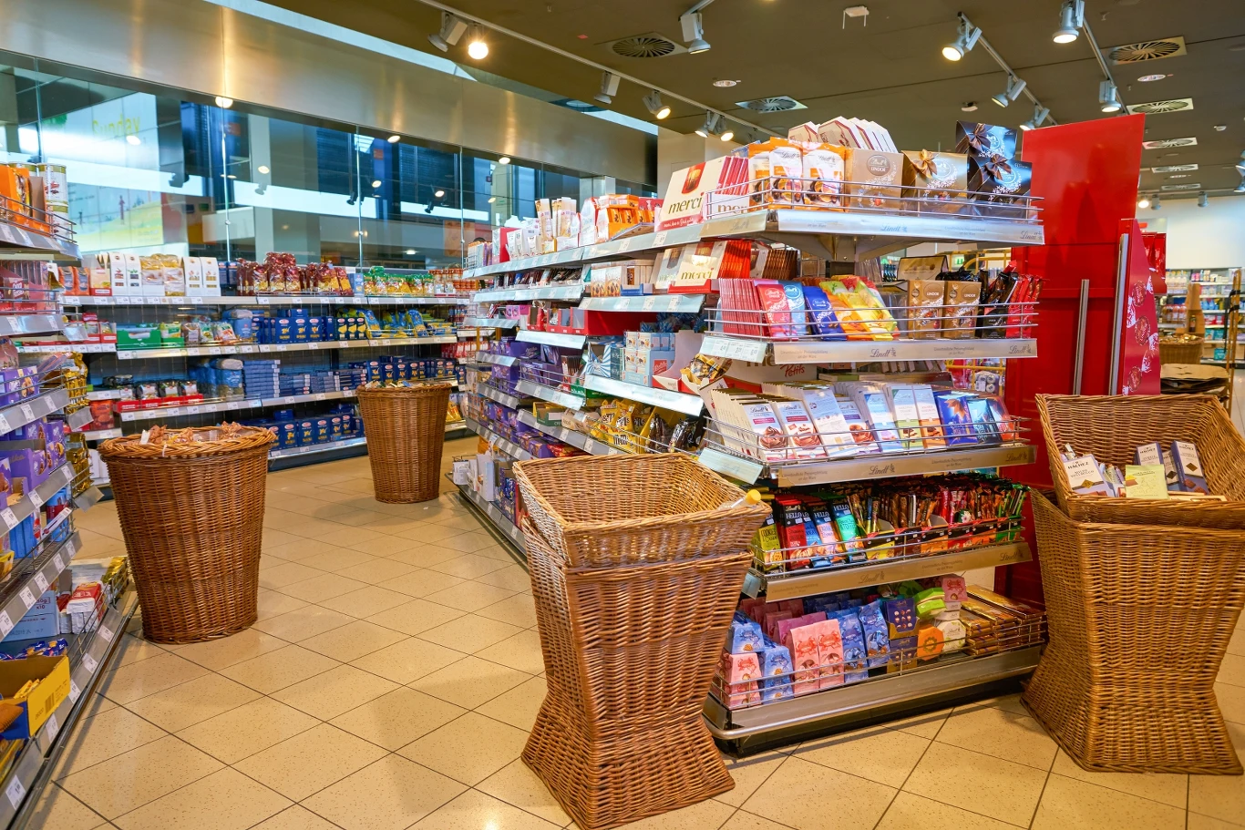 Zakupy w Polsce są o 4 proc. droższe niż w Niemczech Co opłaca się kupować w Niemczech? Na te produkty warto zwrócić uwagę