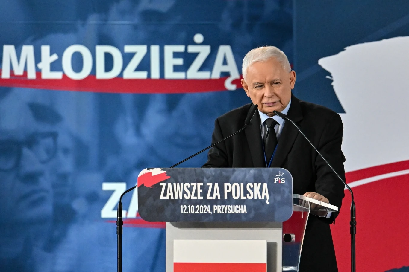 Jarosław Kaczyński zabrał głos podczas kongresu w Przysusze Jarosław Kaczyński zabrał głos podczas kongresu w Przysusze
