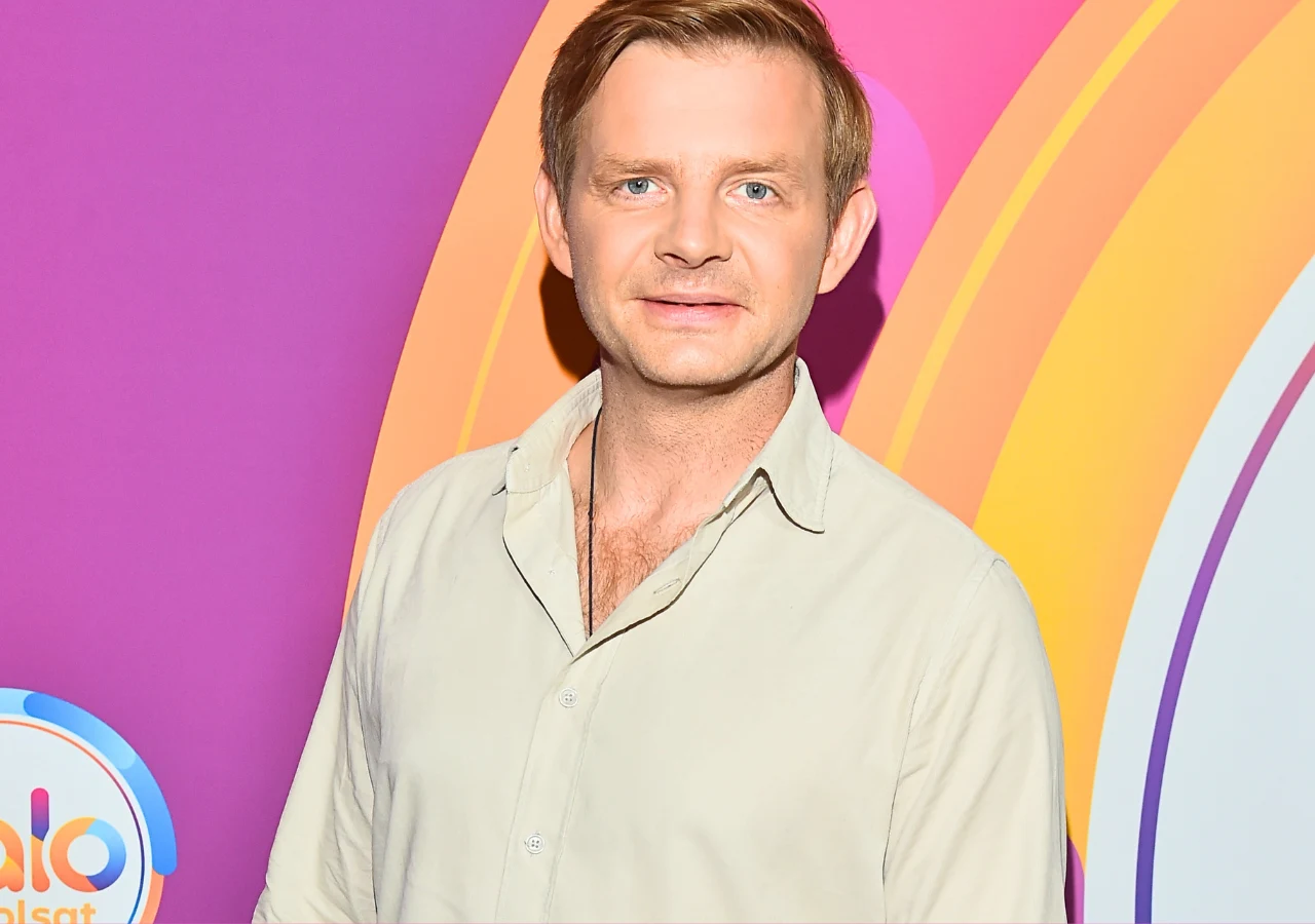 Rafał Zawierucha w "halo tu polsat" Rafał Zawierucha w "halo tu polsat"